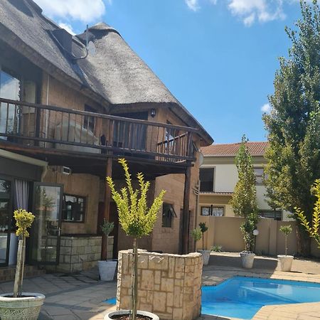 The Perfect Lodge Бетлегем Екстер'єр фото